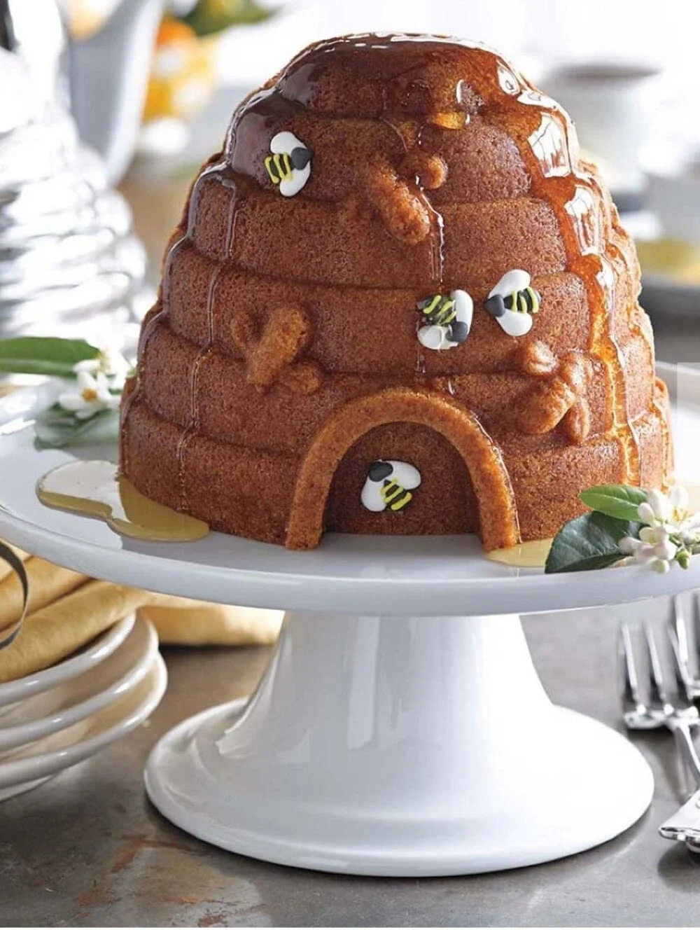 Nordic Ware Beehive Cake Pan 🐝